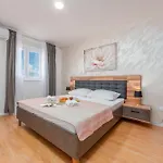 Mareni Zadarvillas Ražanac