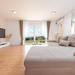 Vila Mareni Zadarvillas Razanac