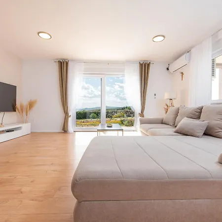 فيلة Mareni Zadarvillas Ražanac